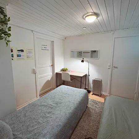 In The Center Of Bodo, Near The Airport And The Port To The Lofoten Islands, There Is Free Coffee شقة *